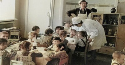Чем кормuлu в деmском саду СССР