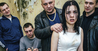 Разнесли чужую свадьбу в щепки, ржали и снимали на телефон. бритоголовые даже не догадывались, что в эту секунду они включили обратный отсчет своих собственных жизней
