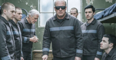 НЕ ЖИЛЕЦ. В барак завели слепого. Уголовники приготовились к «веселью», но когда он заговорил